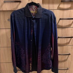 Robert Graham Limited Edition Shirt with Vibrant Patterns